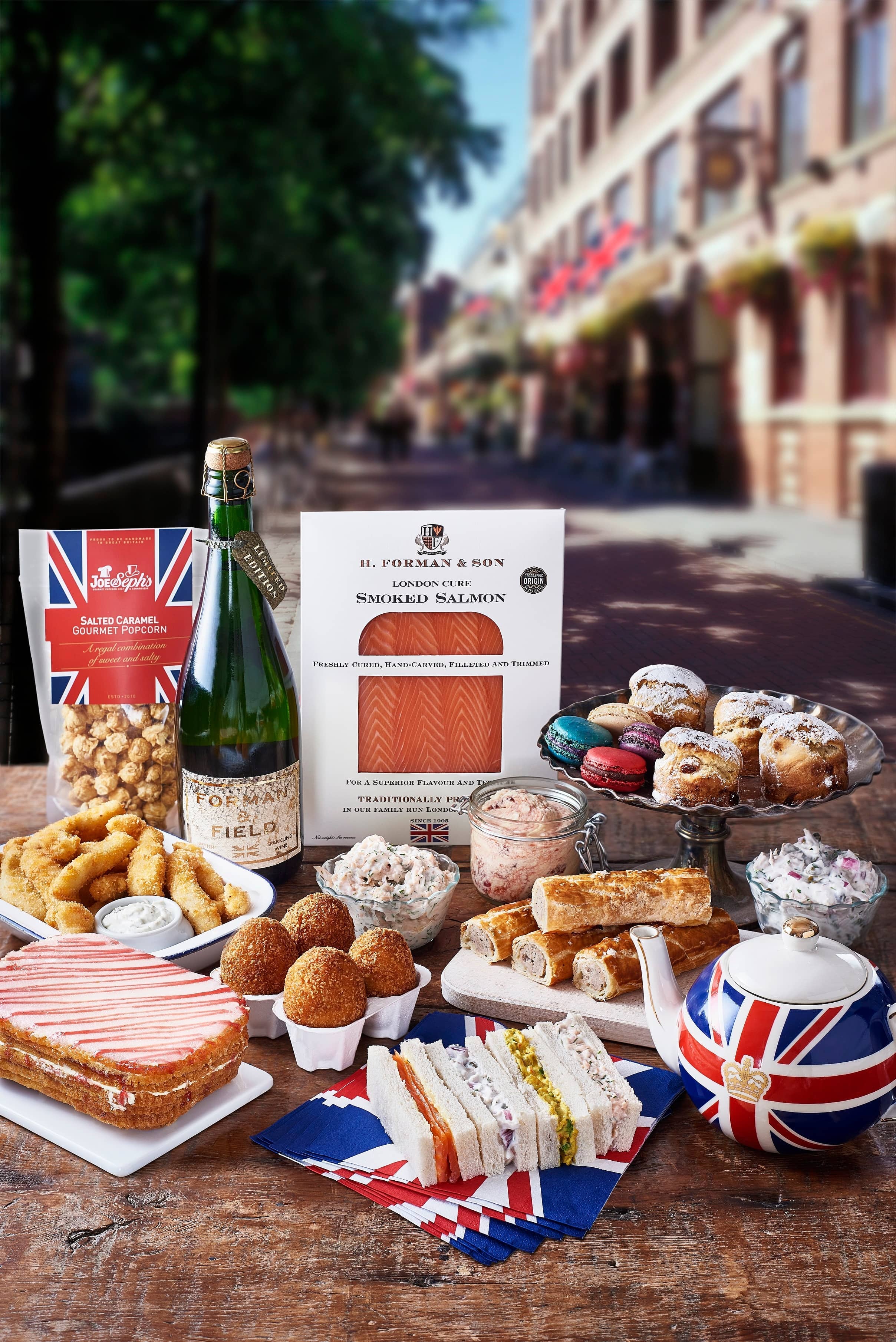 Ultimate_Street_Party_Hamper_3.jpg
