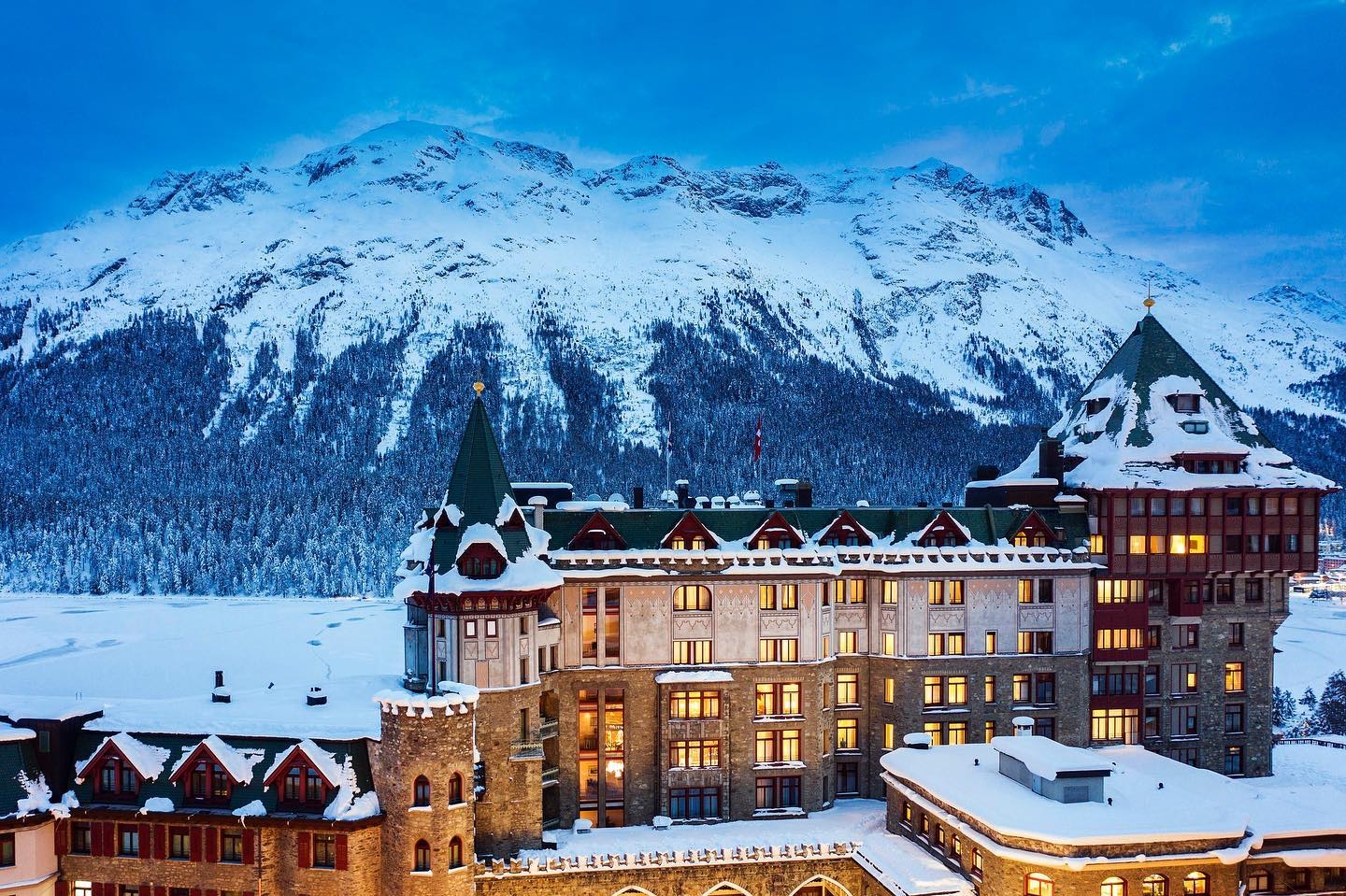 Badrutt_s_palace_hotel.jpg