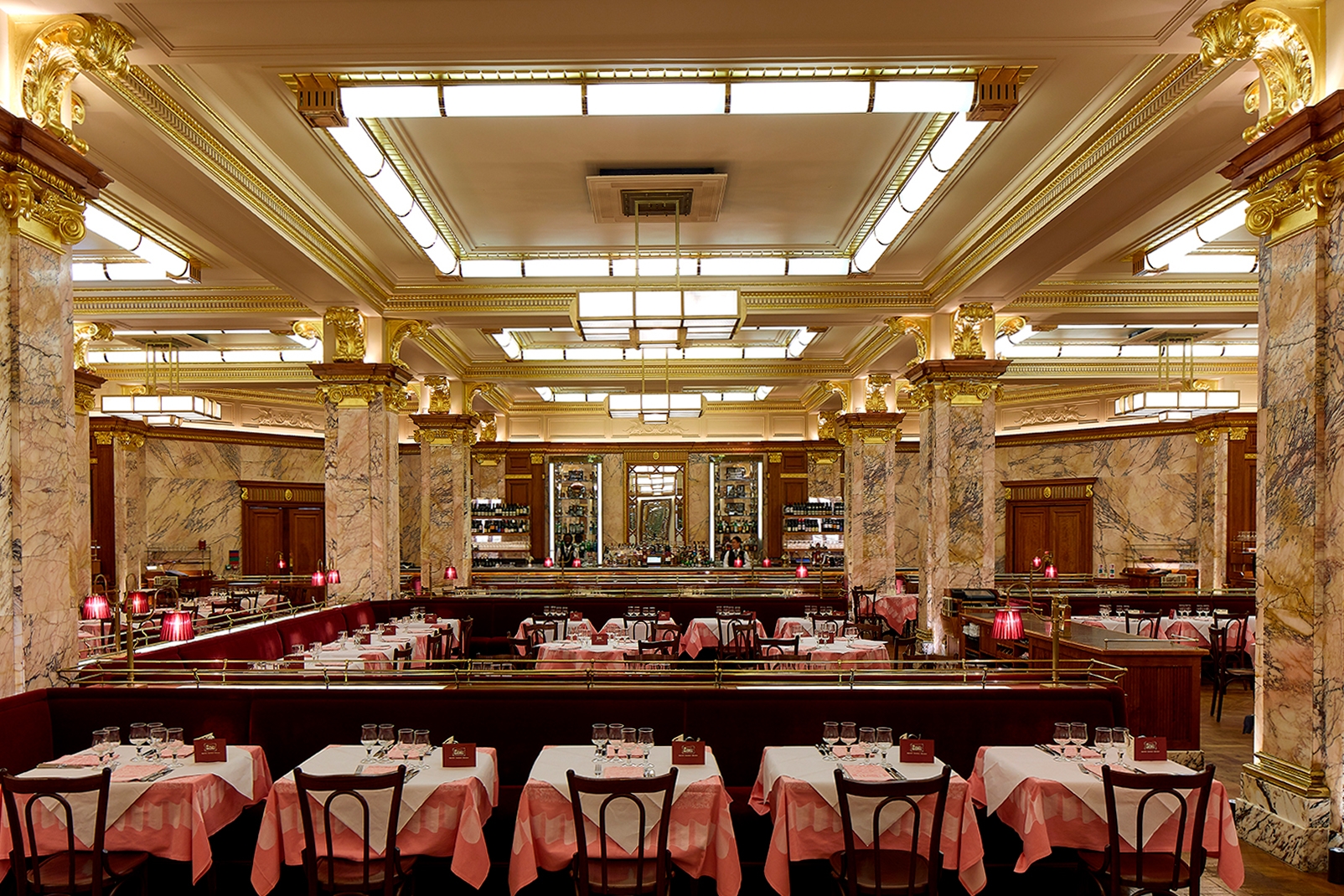 Brasserie_Zedel_nterior_2.jpg