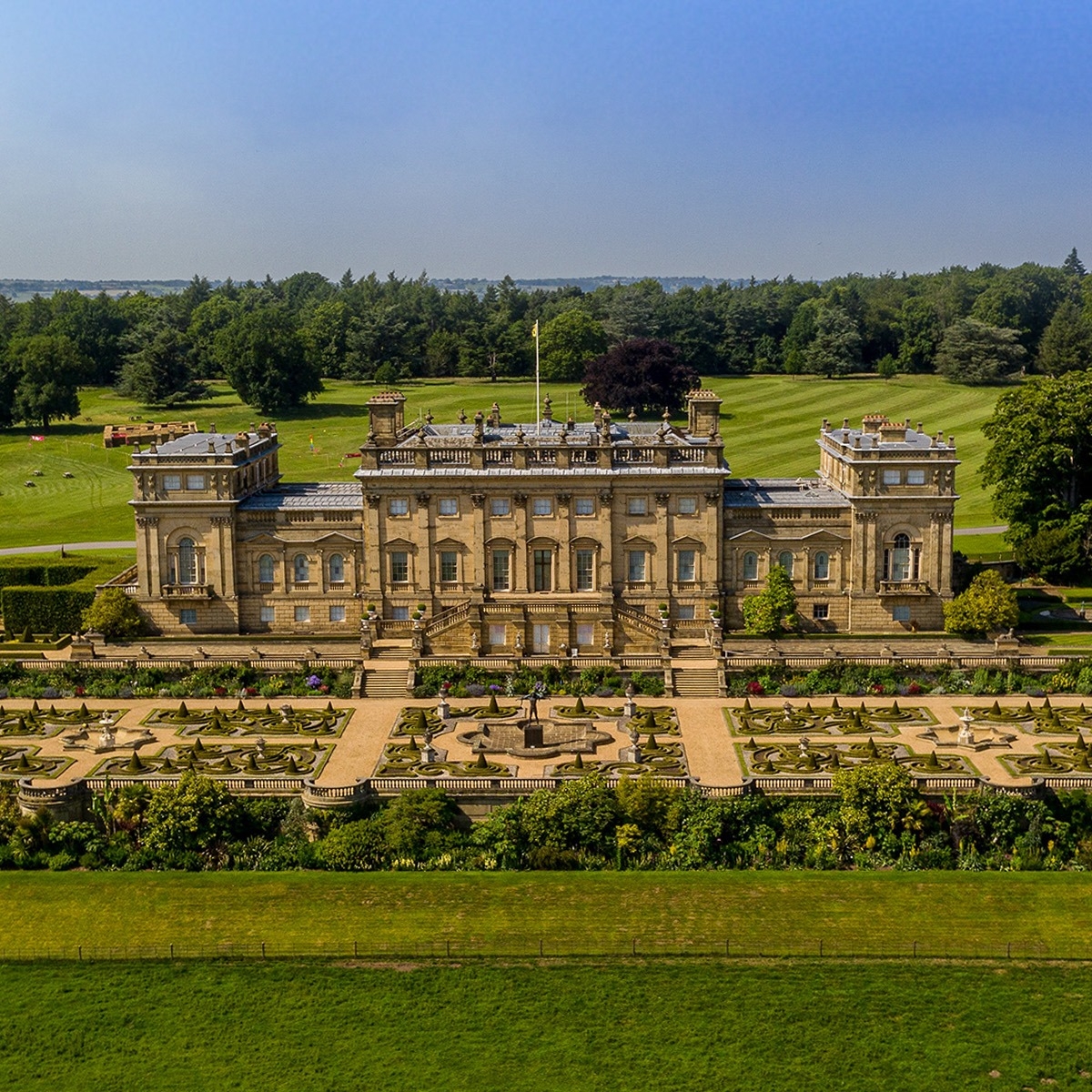Harewood_house.jpg