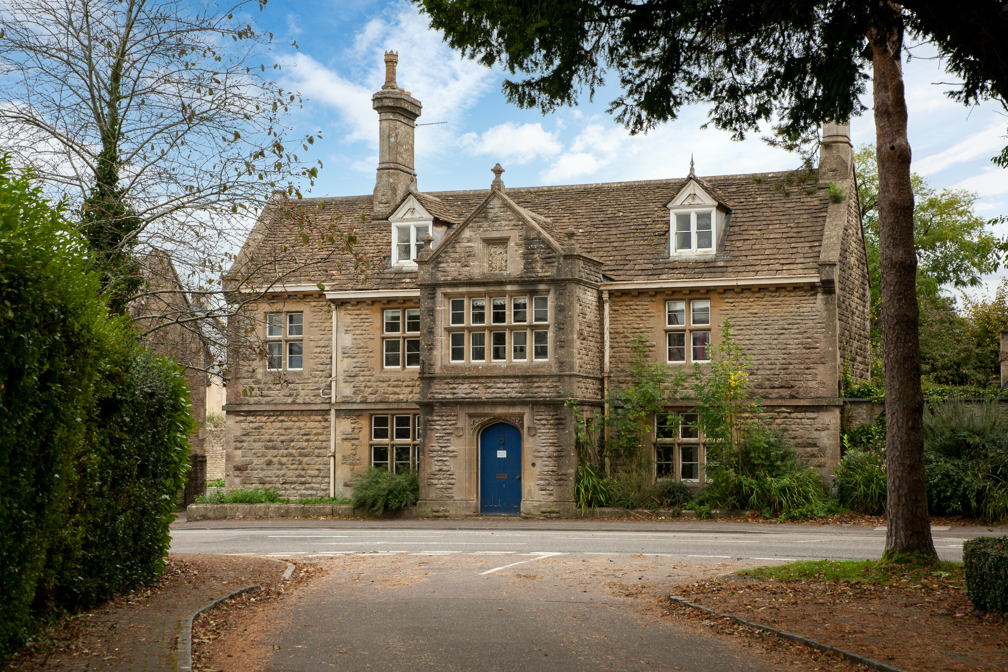 prop_3Old_Parsonage_Corsham_Knight_Frank.jpg