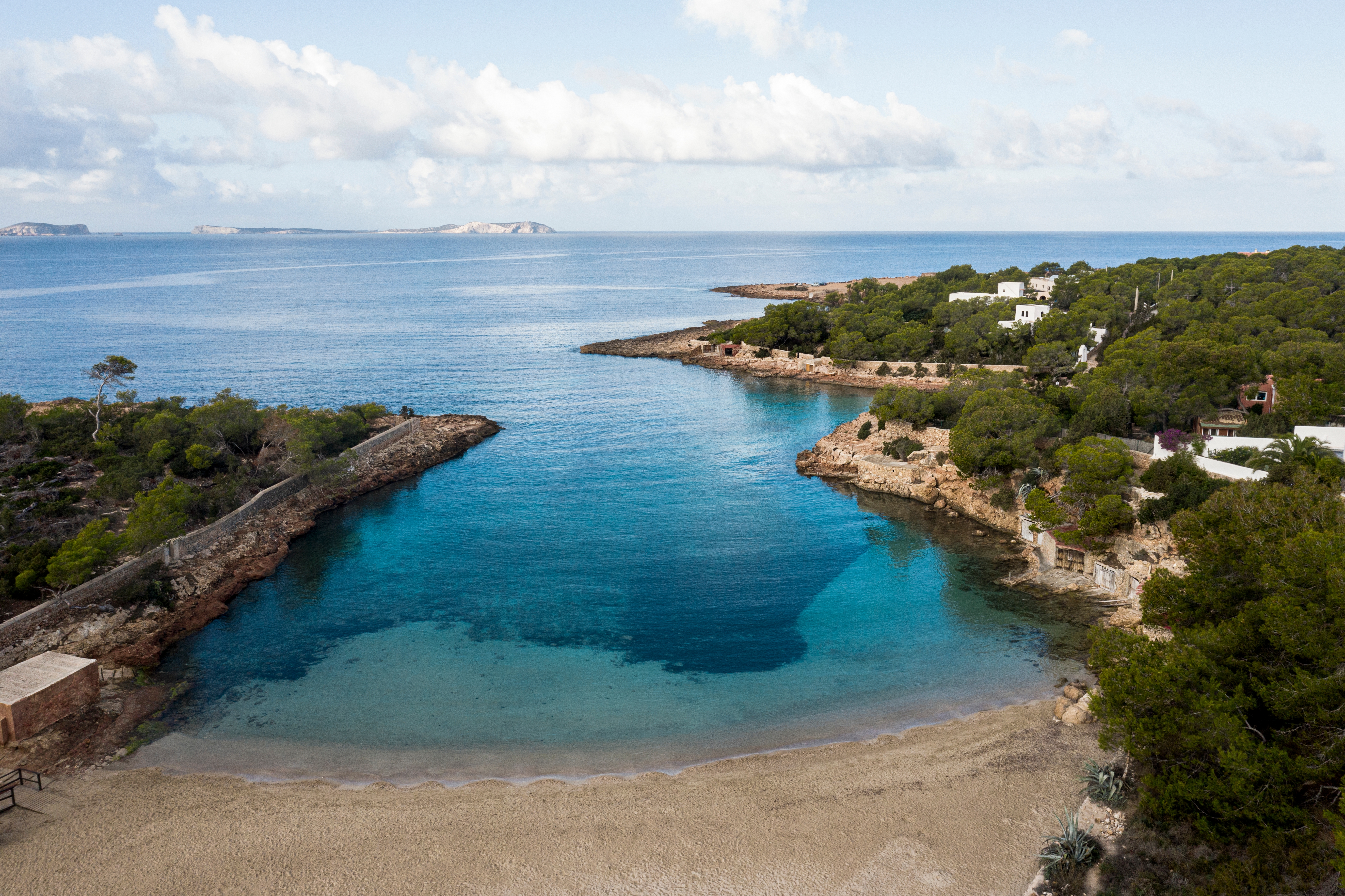 OKU-HOTELS_IBIZA_BY_GEORG-ROSKE_DESTINATIONS_187_HighRes.jpg